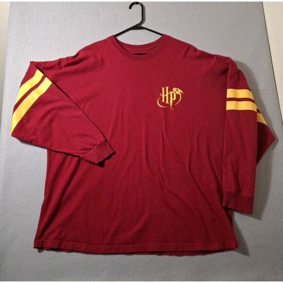 Wizarding World Harry Potter Spirit Jersey Shirt XL Hogwarts Gryffindor Disney - Picture 3 of 7